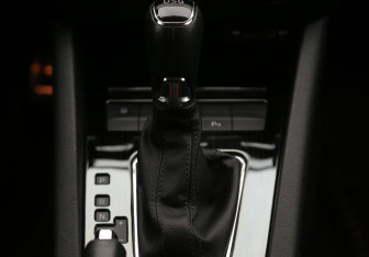 Подержанный автомобиль Skoda Octavia Liftback 2017 года (13 фото)