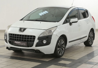 Подержанный автомобиль Peugeot 3008 2012 года (8 фото)
