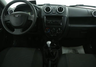 Подержанный автомобиль LADA (ВАЗ) Granta Liftback 2014 года (12 фото)