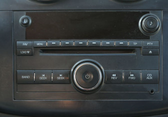 Подержанный автомобиль Chevrolet Aveo Sedan 2006 года (13 фото)