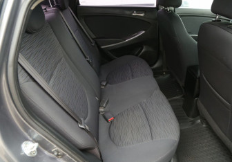 Подержанный автомобиль Hyundai Solaris Sedan 2016 года (11 фото)