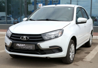 Подержанный автомобиль LADA (ВАЗ) Granta Liftback 2023 года (3 фото)