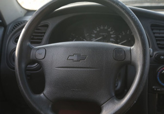 Подержанный автомобиль Chevrolet Lanos 2009 года (16 фото)