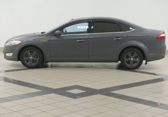 Подержанный автомобиль Ford Mondeo Sedan 2008 года (7 фото)