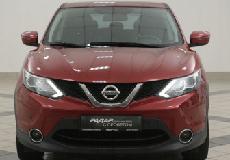 Подержанный автомобиль Nissan Qashqai 2017 года (6 фото)
