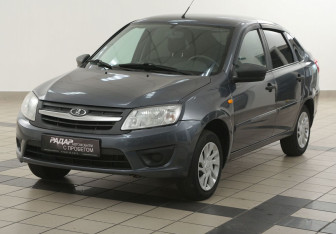 Подержанный автомобиль LADA (ВАЗ) Granta Liftback 2017 года (8 фото)