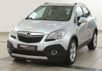 Подержанный автомобиль Opel Mokka 2013 года (8 фото)