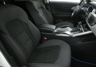 Подержанный автомобиль Geely Atlas 2018 года (10 фото)