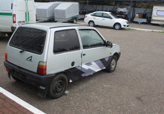 Подержанный автомобиль LADA (ВАЗ) 1111 Ока 2005 года (7 фото)