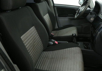 Подержанный автомобиль Suzuki SX4 Hatchback 2012 года (10 фото)