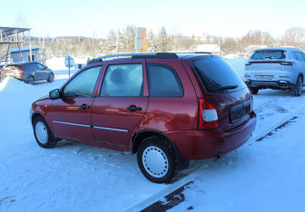 Подержанный автомобиль LADA (ВАЗ) Kalina Wagon 2009 года (5 фото)