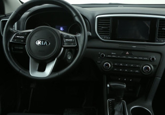 Подержанный автомобиль Kia Sportage 2019 года (24 фото)
