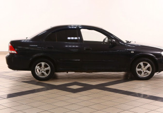 Подержанный автомобиль Nissan Almera Classic 2007 года (2 фото)