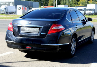 Подержанный автомобиль Nissan Teana 2008 года (6 фото)