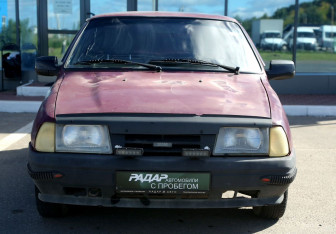Подержанный автомобиль ИЖ 2126 «Ода» 2003 года (2 фото)