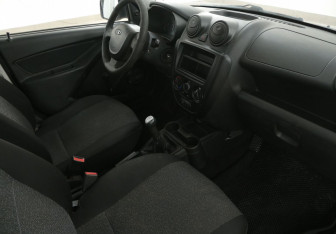 Подержанный автомобиль LADA (ВАЗ) Granta Sedan 2013 года (9 фото)