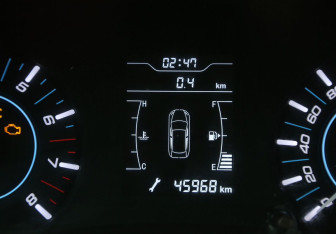 Подержанный автомобиль Chery Tiggo 3 2018 года (18 фото)