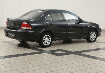 Подержанный автомобиль Nissan Almera Classic 2007 года (4 фото)