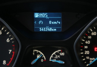 Подержанный автомобиль Ford Focus Hatchback 2017 года (17 фото)