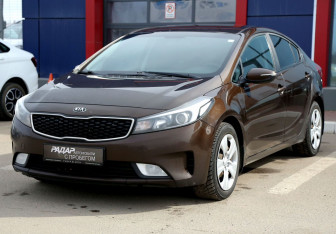 Подержанный автомобиль Kia Cerato Sedan 2018 года (3 фото)