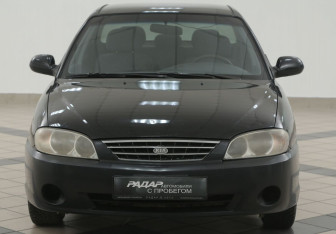 Подержанный автомобиль Kia Spectra Sedan 2006 года (6 фото)
