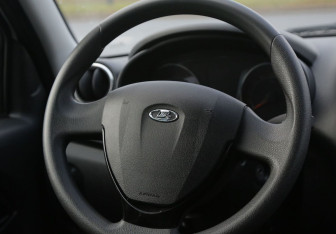 Подержанный автомобиль LADA (ВАЗ) Granta Wagon 2019 года (16 фото)