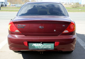 Подержанный автомобиль Kia Spectra Sedan 2007 года (4 фото)