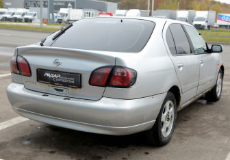 Подержанный автомобиль Nissan Primera Sedan 2001 года (6 фото)