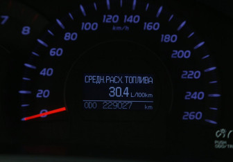 Подержанный автомобиль Toyota Camry Sedan 2009 года (19 фото)
