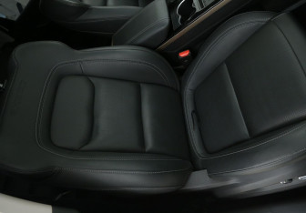 Подержанный автомобиль Exeed LX 2023 года (11 фото)