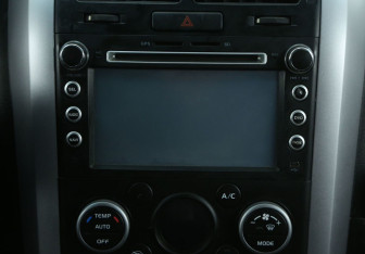 Подержанный автомобиль Suzuki Grand Vitara 2010 года (13 фото)