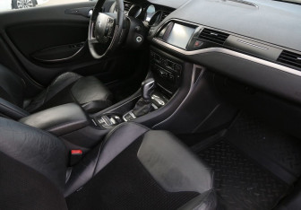 Подержанный автомобиль Citroen C5 Wagon 2008 года (9 фото)