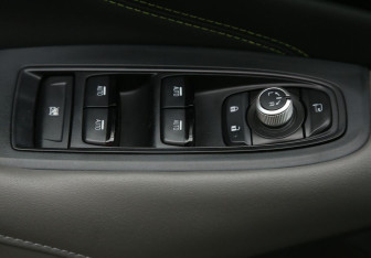 Подержанный автомобиль Subaru Outback Wagon 2021 года (17 фото)