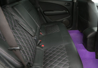 Подержанный автомобиль Mitsubishi Outlander 2006 года (11 фото)