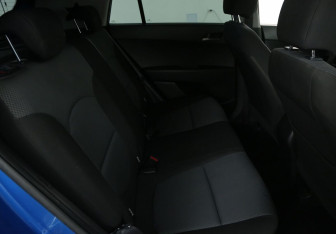 Подержанный автомобиль Hyundai Creta 2017 года (11 фото)