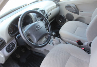 Подержанный автомобиль LADA (ВАЗ) Kalina Hatchback 2012 года (10 фото)