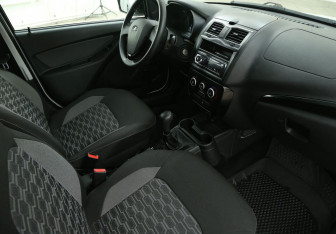 Подержанный автомобиль LADA (ВАЗ) Granta Wagon 2021 года (9 фото)