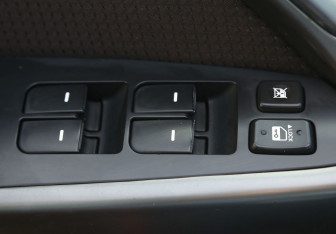 Подержанный автомобиль Kia Cerato Sedan 2010 года (17 фото)