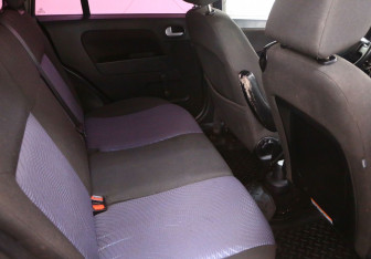 Подержанный автомобиль Ford Fusion 2008 года (8 фото)
