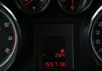 Подержанный автомобиль Opel Mokka 2013 года (18 фото)