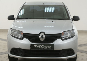 Подержанный автомобиль Renault Logan Sedan 2014 года (6 фото)