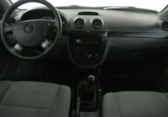 Подержанный автомобиль Chevrolet Lacetti Hatchback 2008 года (12 фото)