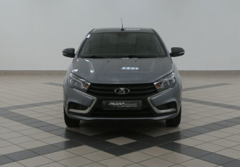 Подержанный автомобиль LADA (ВАЗ) Vesta Sedan 2018 года (2 фото)