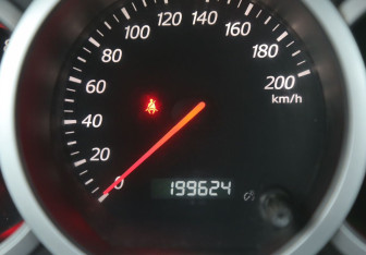 Подержанный автомобиль Suzuki Grand Vitara 2006 года (18 фото)