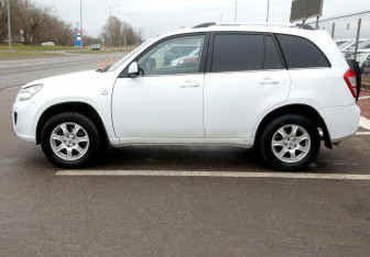 Подержанный автомобиль Chery Tiggo (T11) 2014 года (8 фото)