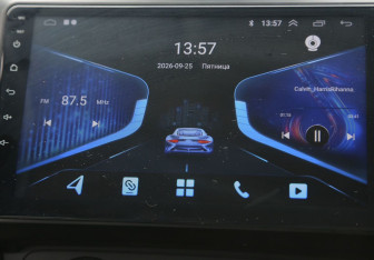 Подержанный автомобиль Volkswagen Polo Sedan 2014 года (15 фото)