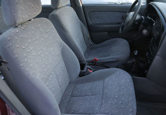 Подержанный автомобиль Kia Spectra Sedan 2008 года (10 фото)