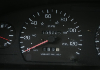 Подержанный автомобиль Nissan Sentra Sedan 1999 года (18 фото)