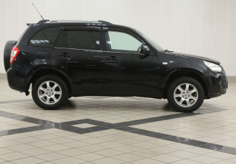 Подержанный автомобиль Chery Tiggo (T11) 2015 года (5 фото)