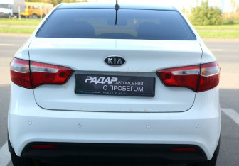 Подержанный автомобиль Kia Rio Sedan 2012 года (5 фото)